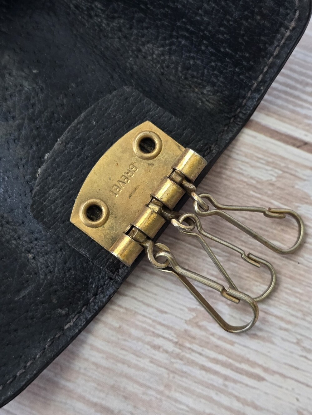 🔑RARE Vintage Gucci Logo Black Leather 3 Key Holder - Picture 14 of 16